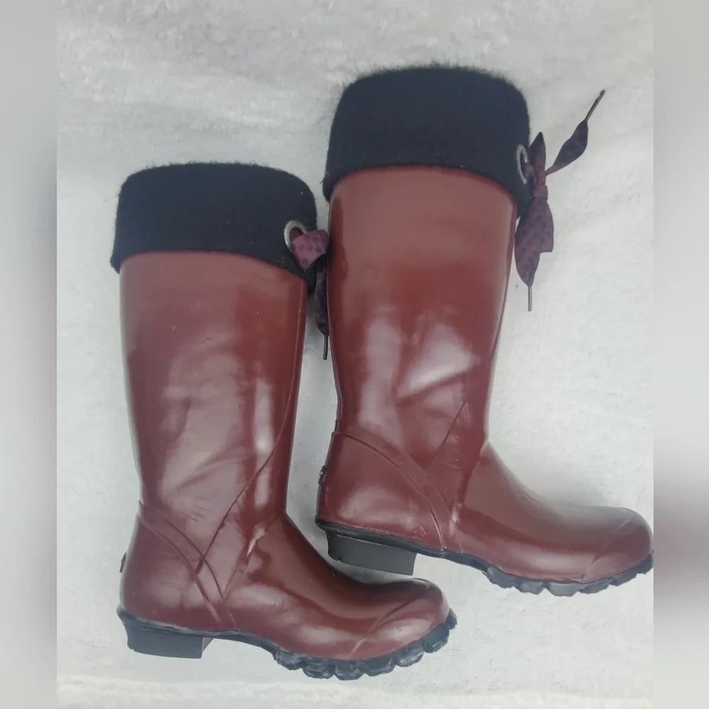 BOGS Alex Solids Lined Rain Boot Women's 6 Ribbon Black Brown Port Red‎